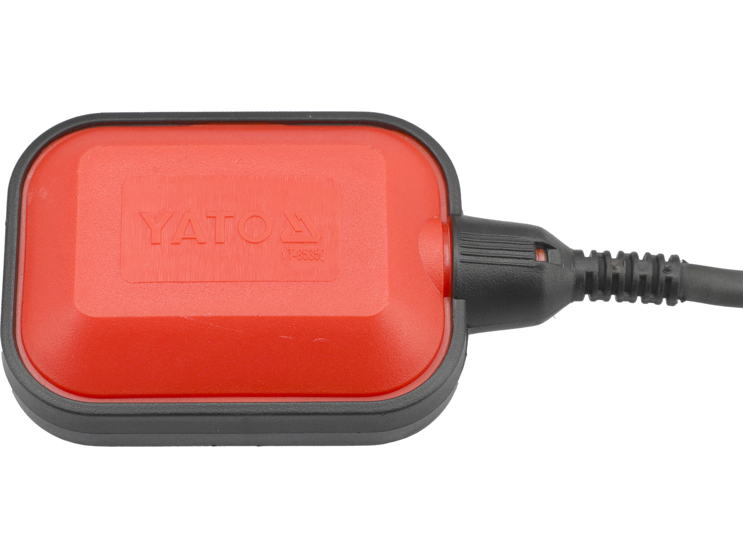 POMPĂ SUBMERSIBILĂ CU TOCĂTOR 750W