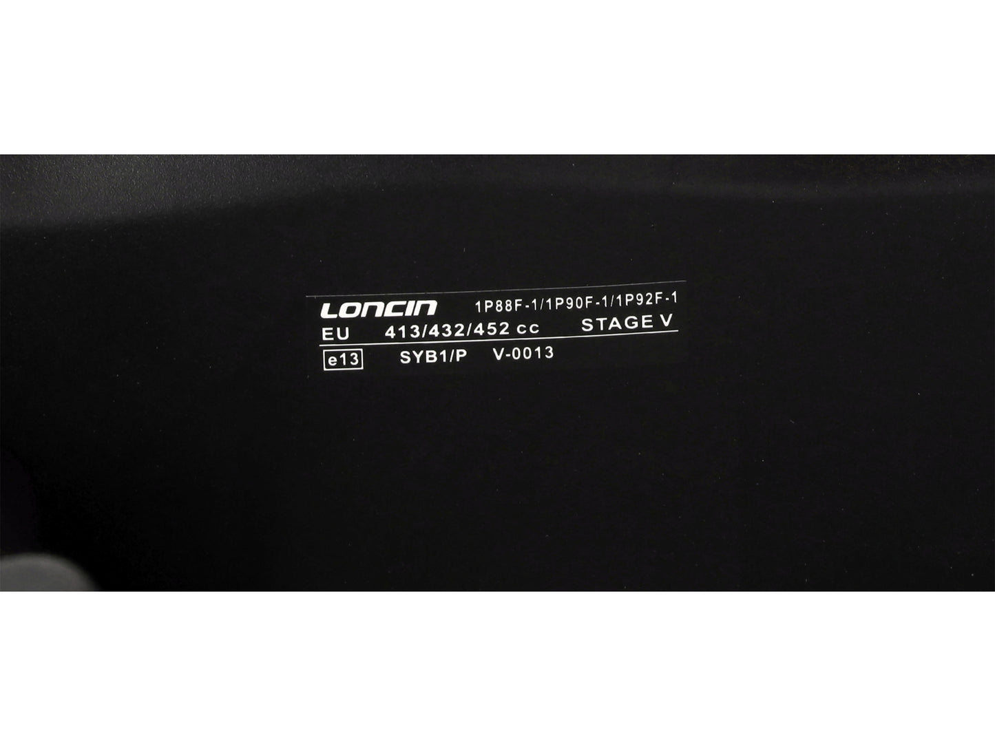 TRACTOR PENTRU TUNS IARBA, PE BENZINĂ, 76CM