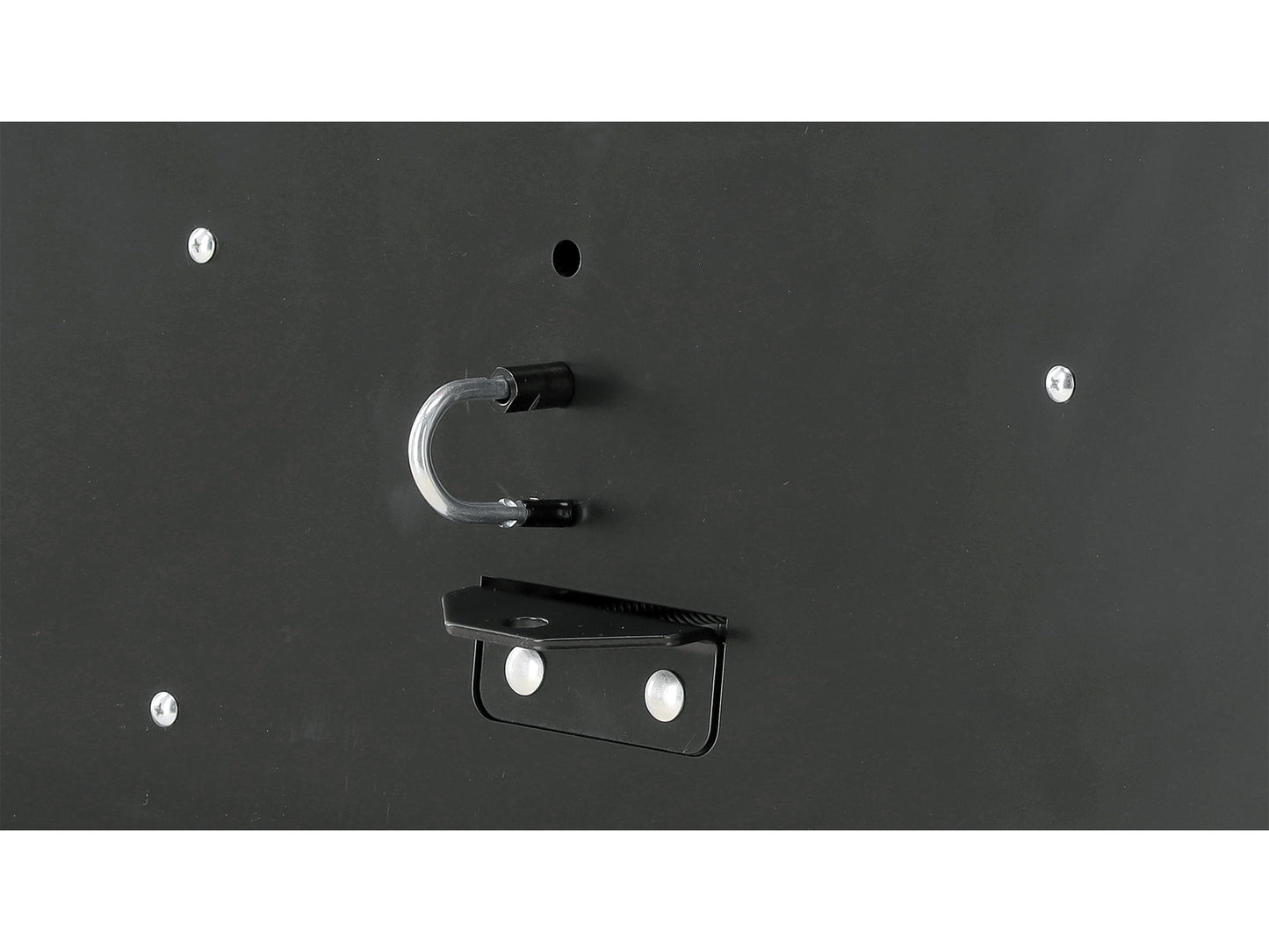 TRACTORAȘ TUNS IARBA