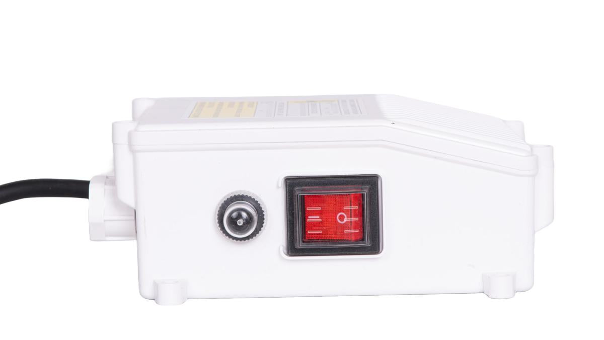 Pompa submersibila PROFESIONALA pentru apa curata BLADE 4SKM-150 Pro, 1100W, 2600 l/h