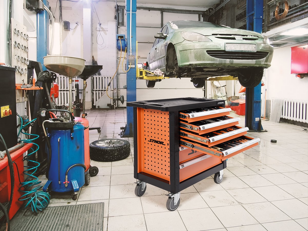 Dulap de scule STHOR cu 6 sertare, 302 piese, otel CrV, inchidere centralizata, blat antiderapant, roti cu frana