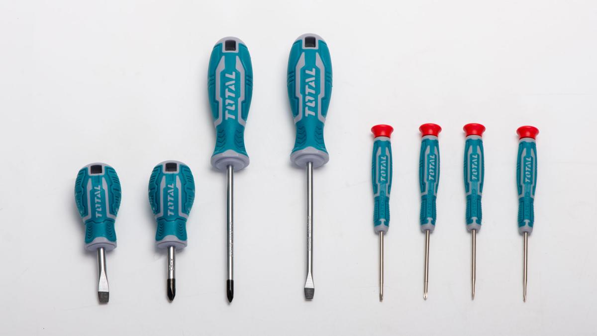 Trusa unelte de mana TOTAL 168 piese, set complet pentru reparatii si intretinere