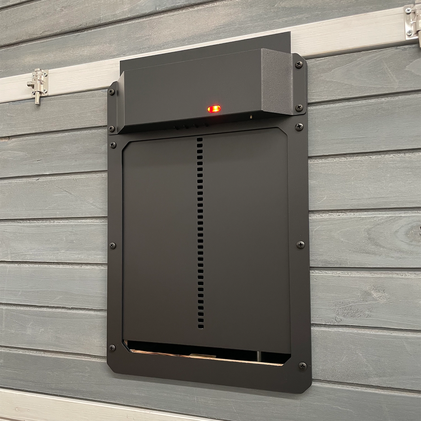 Usa automata ZEP DOO-2 pentru cotet gaini, aluminiu, 35x24 cm, senzor lumina si programare