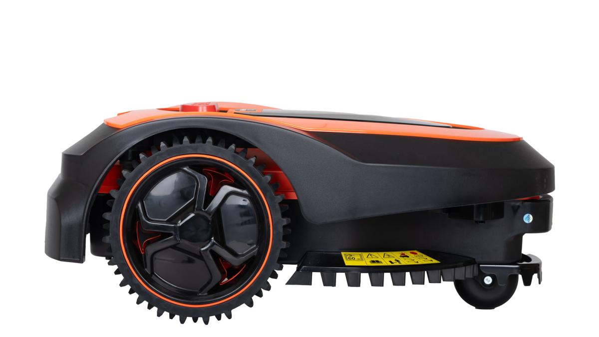 Robot de tuns gazonul WOLFSON 28V, baterie lithium, latime taiere 18 cm, pana la 600 mp
