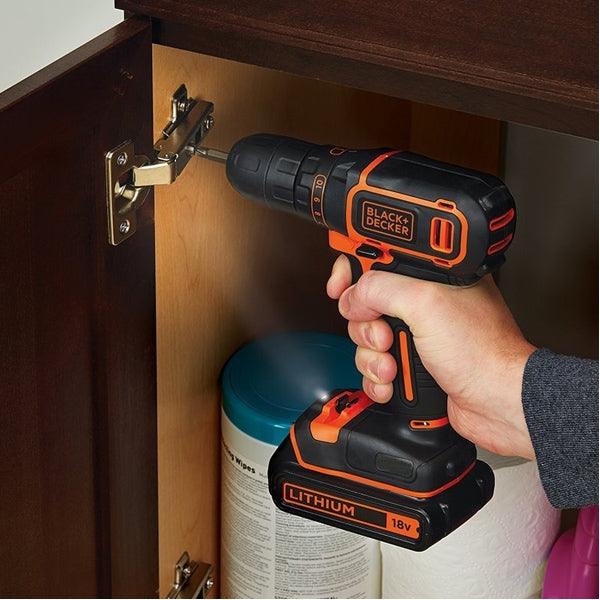 Masina de gaurit si insurubat cu 2 acumulatori Black & Decker , Li-Ion, 18 V, 1.5 Ah, 30 Nm - ZEP.RO - Ți-e la îndemână!