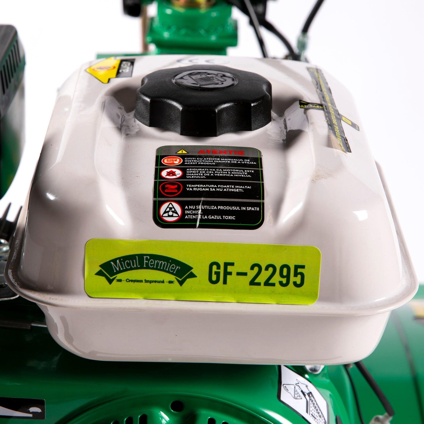 Motocultor Micul Fermier, 7.5 Cp, 212 Cc, Viteze 3 Inainte Si 1 Inapoi, Motor 4 Timpi - ZEP.RO - Ți-e la îndemână!